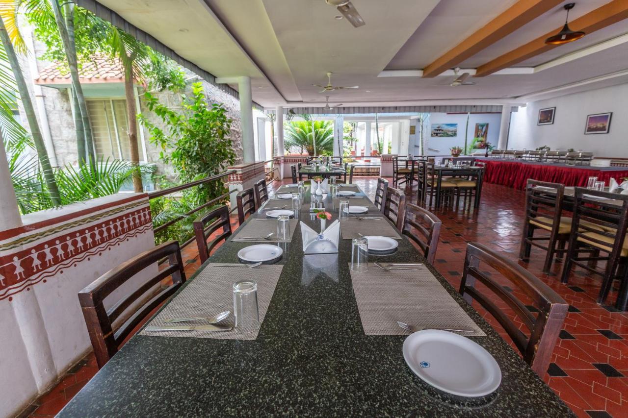 Kstdc Hotel Mayura Bhuvaneshwari Kamalapur Hampi Exterior photo