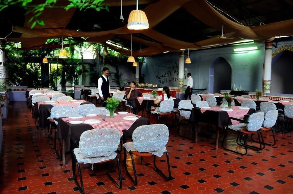 Kstdc Hotel Mayura Bhuvaneshwari Kamalapur Hampi Exterior photo